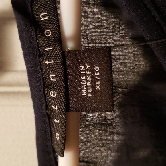 NWT Attention blouse - Picture 6 of 6